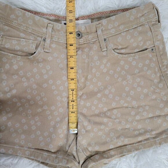 Levi's Tan Beige Mid-Rise 4" Inseam Printed Denim Shorts- Size 4 - Picture 6 of 14